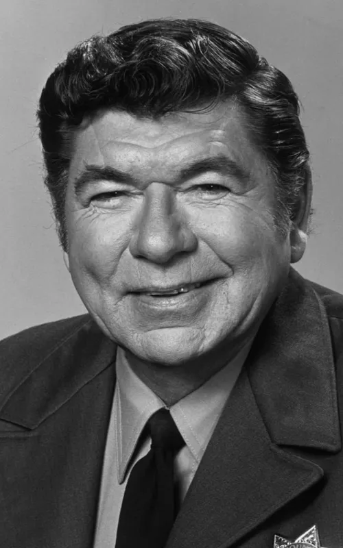 Claude Akins