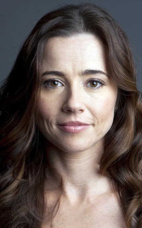 Linda Cardellini