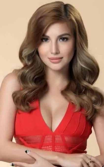 Nathalie Hart