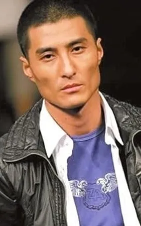 Dong Hu