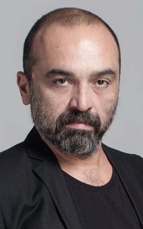 Ayhan Taş