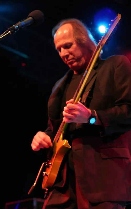 Adrian Belew