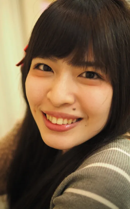 菱山佳