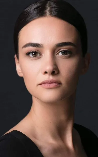 Hande Soral