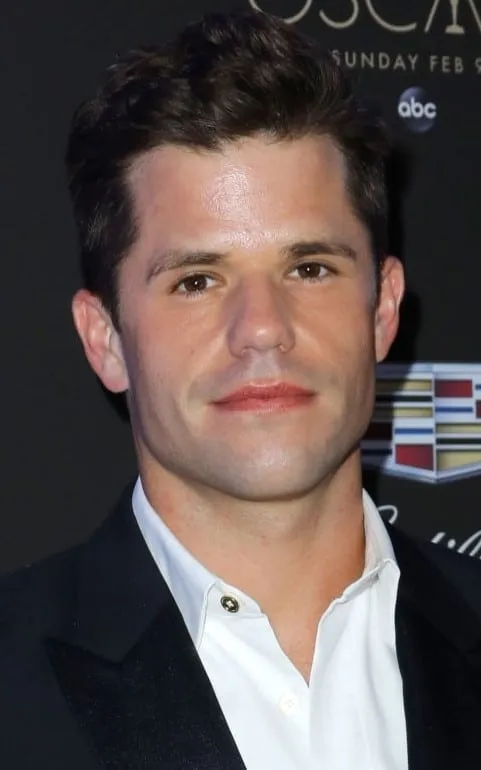 Charlie Carver