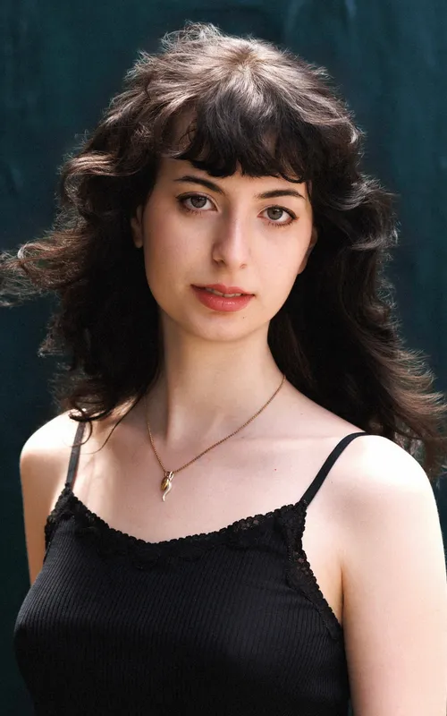 Tess Nealon Raskin