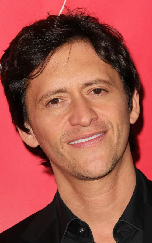 Clifton Collins Jr.