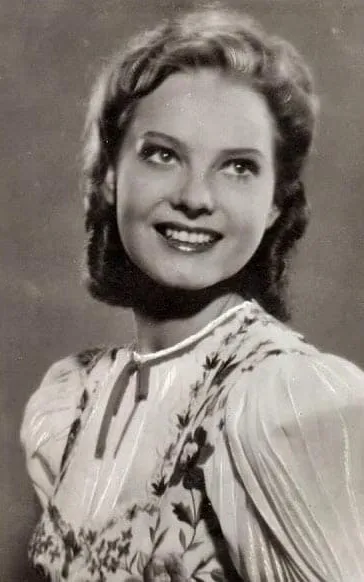 Zita Perczel