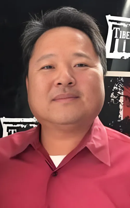 Alexander T. Hwang