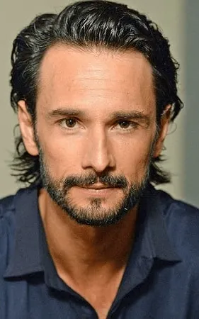 Rodrigo Santoro