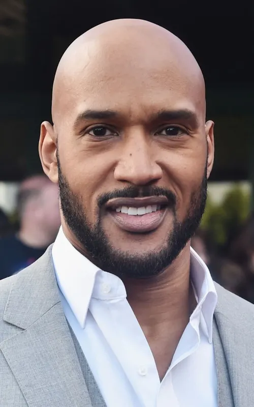 Henry Simmons