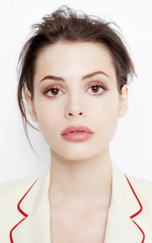 Charlotte Kemp Muhl