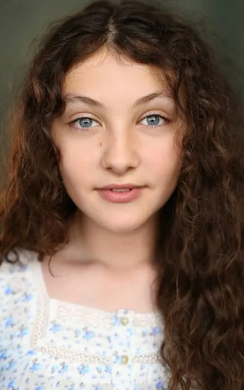 Chloe Raphael