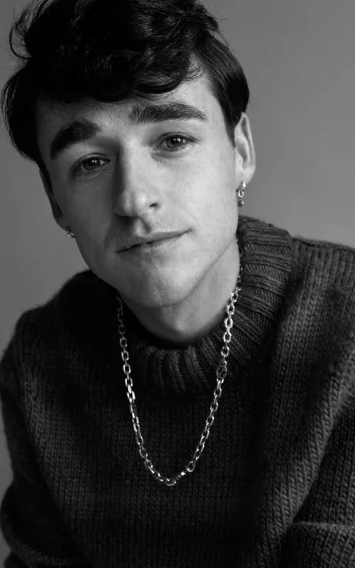 Angus McColl