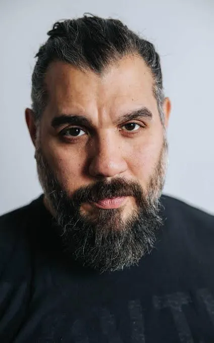 Jonathan Shores
