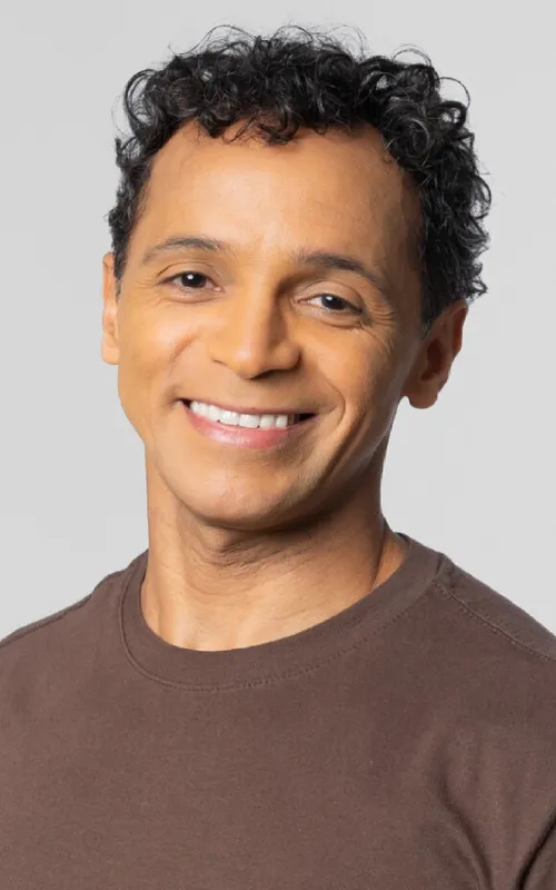 Regi Santos