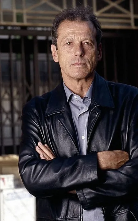 Leslie Grantham