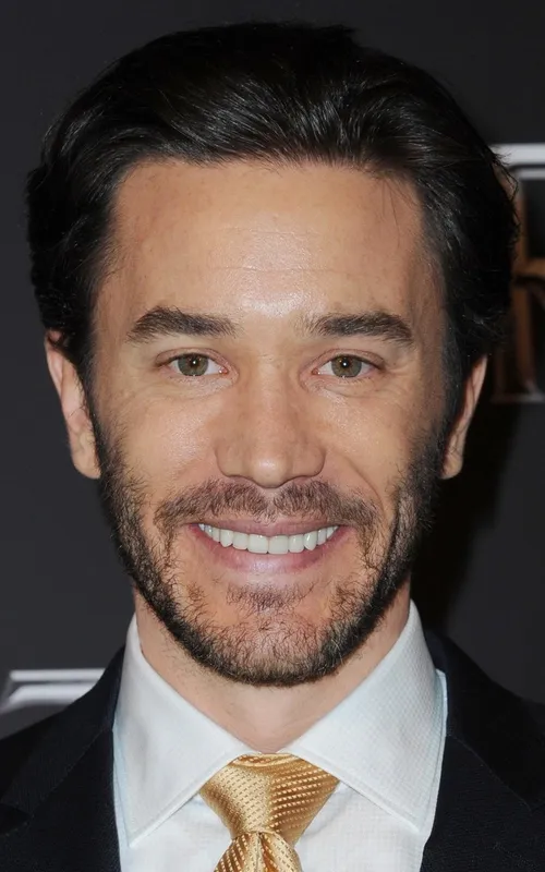 Tom Pelphrey