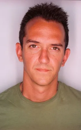 Sean Huze
