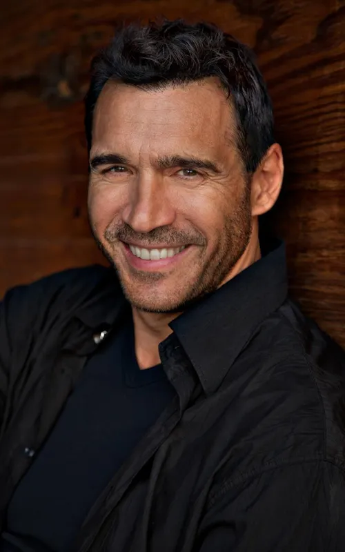 Adrian Paul