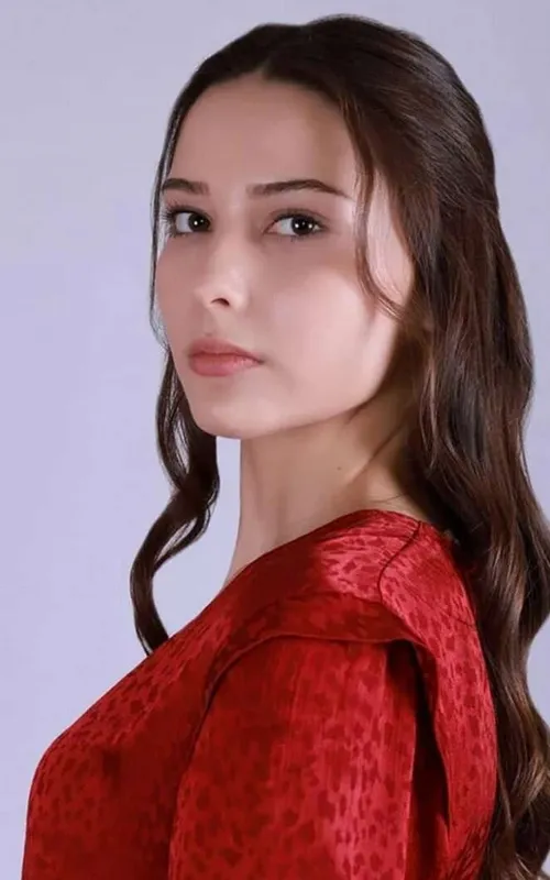 Elçin Zehra Irem