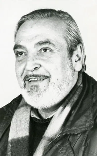 Kostas Konstantinidis