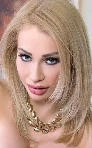 Chessie Kay