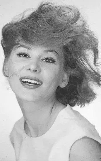 Irina Demick