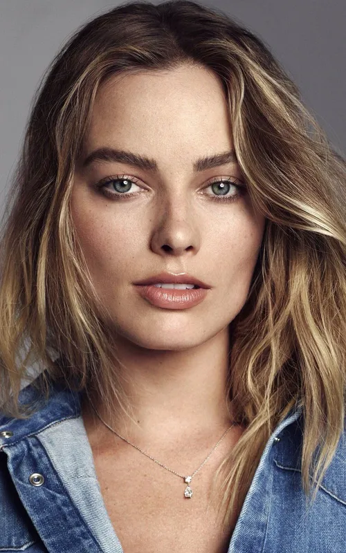 Margot Robbie