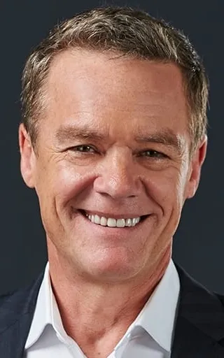 Stefan Dennis