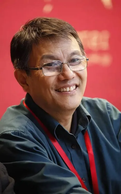 Xiaogang Lü