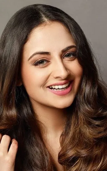 Zoya Afroz