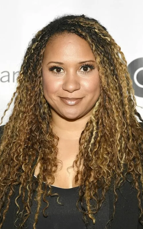 Tracie Thoms