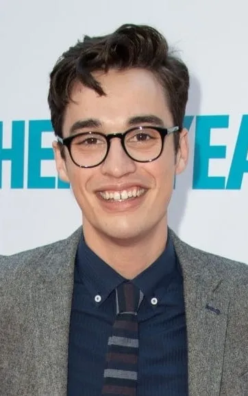 Joey Bragg