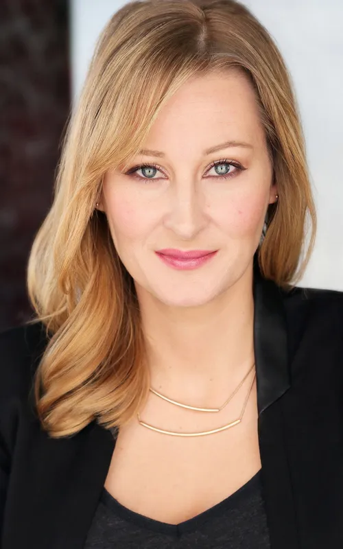 Lina Hall