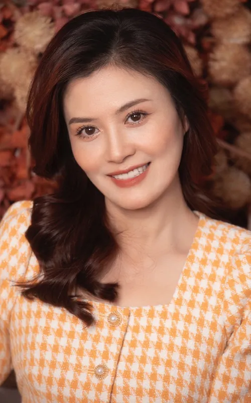 Hoa Thúy