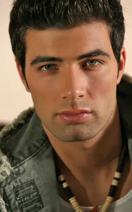 Jencarlos Canela