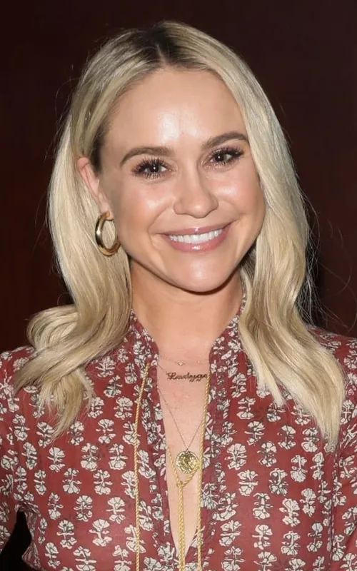 Becca Tobin