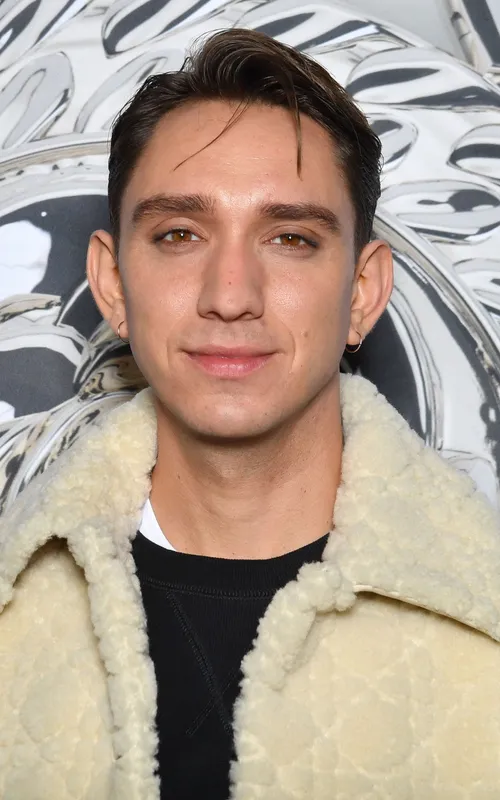 Oliver Sim