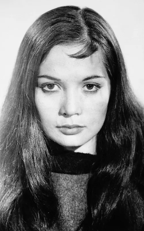 Nancy Kwan