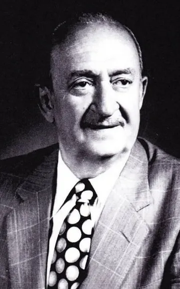 Adrián Ortega