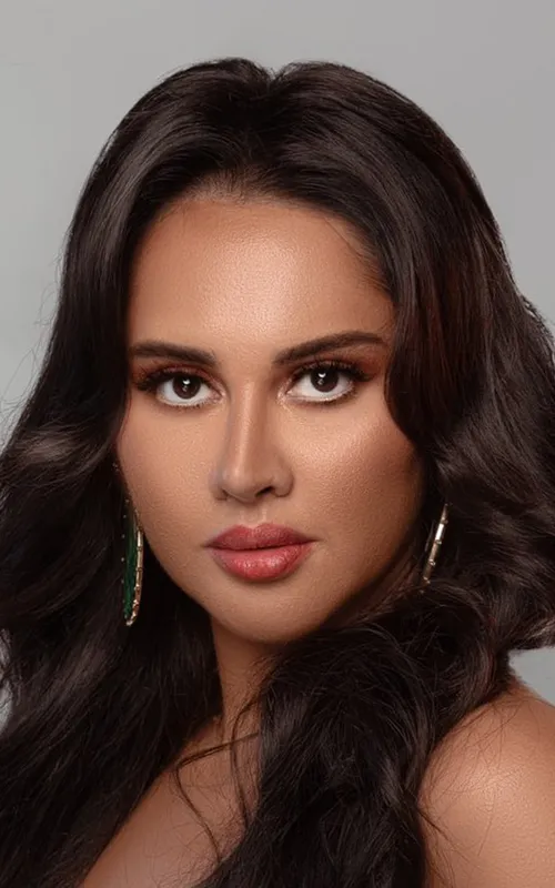Yasmine Raeis