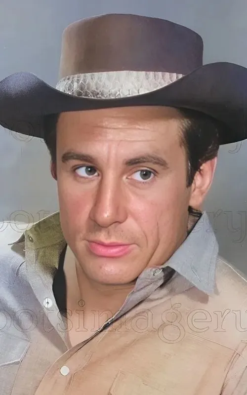 Rudy Solari
