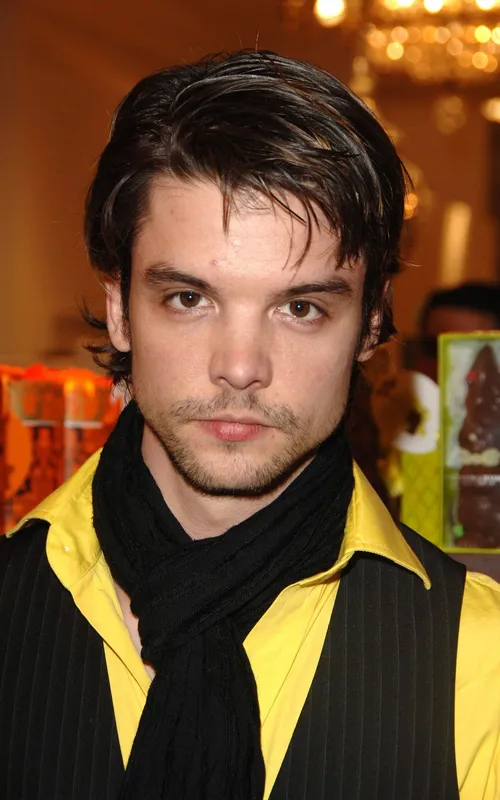 Andrew-Lee Potts