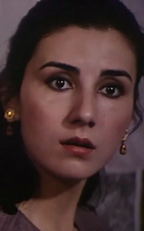 Connie Khan