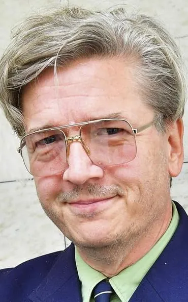 Tomas Alfredson