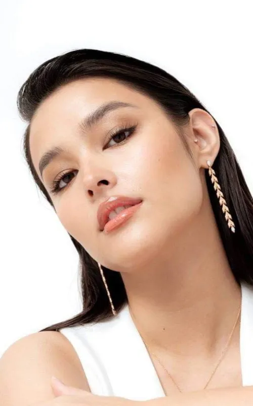 Liza Soberano