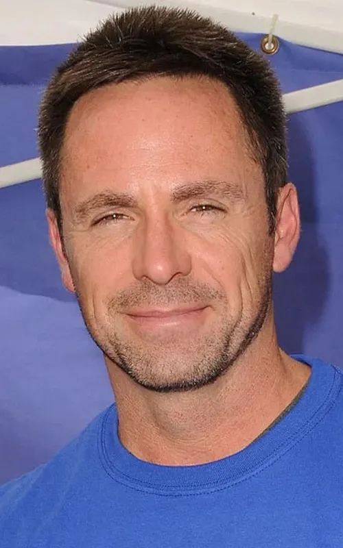 William deVry