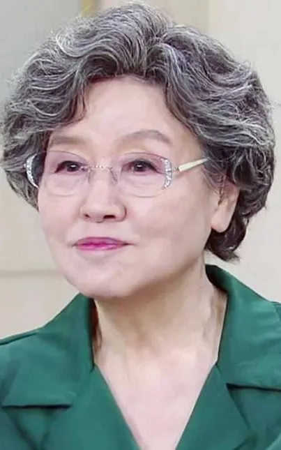 Ban Hyo-jung