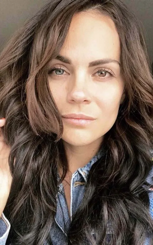 Laura Carmine